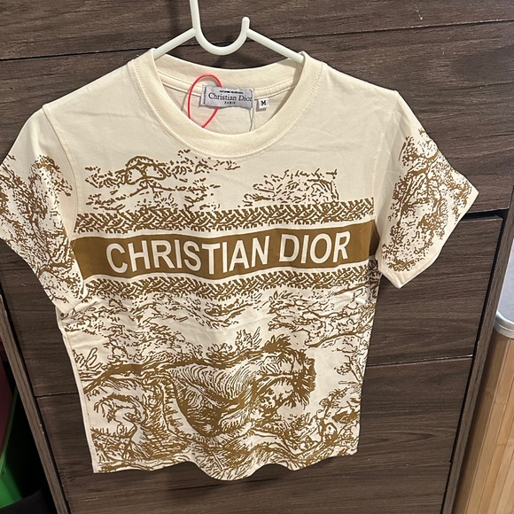 Cream and Brown Graphic Tee size M - Picture 1 of 4
